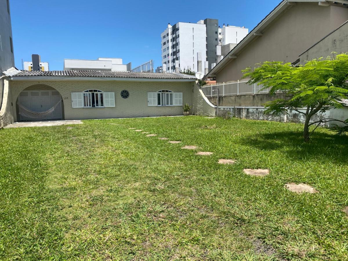 Casa No Centro De Torres E A 800 M Da Praia Grande Bagian luar foto