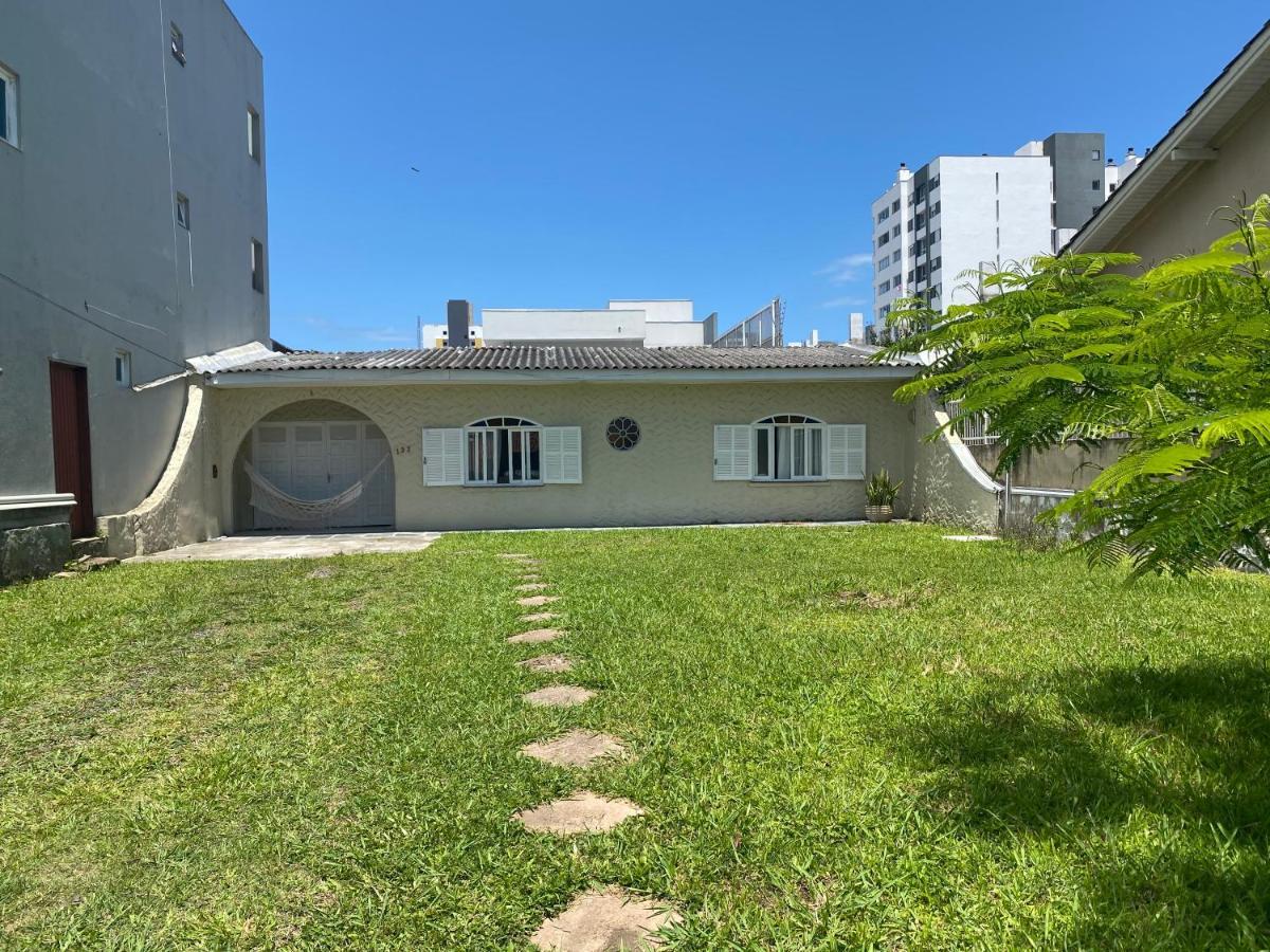 Casa No Centro De Torres E A 800 M Da Praia Grande Bagian luar foto